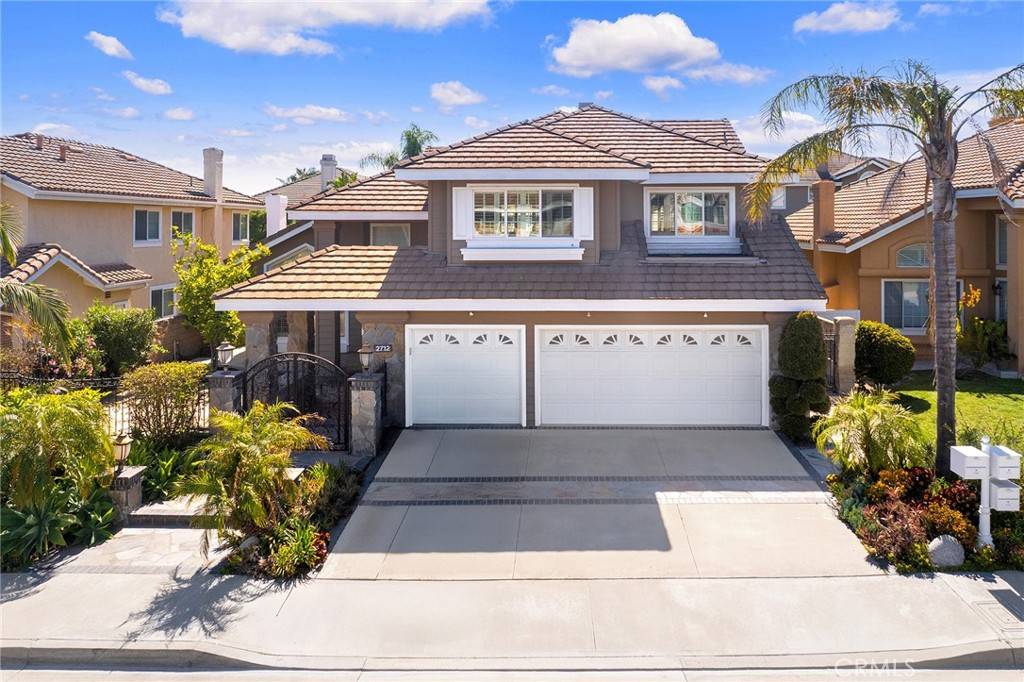 2712 N Roxbury ST, Orange, CA 92867