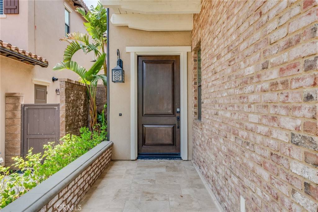 Irvine, CA 92620,126 Paxton
