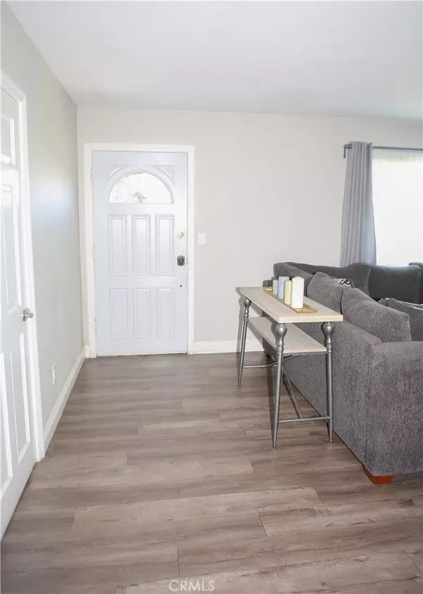 Fontana, CA 92336,17471 Reed St