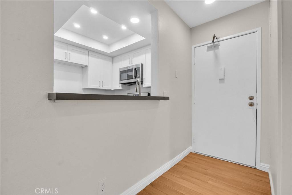 Santa Ana, CA 92701,600 W 3rd ST #C207