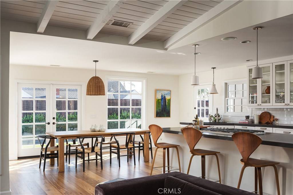 Newport Beach, CA 92660,1307 Oxford LN