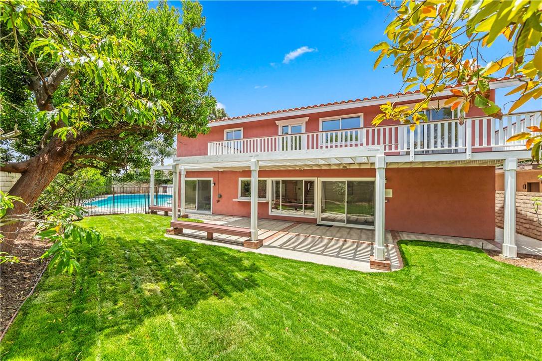 Huntington Beach, CA 92648,19332 Evening Hill DR