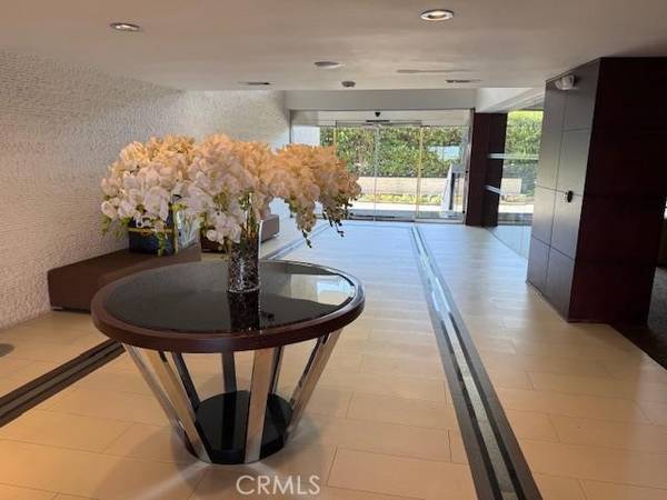 Hollywood Hills, CA 90046,7250 Franklin #1111