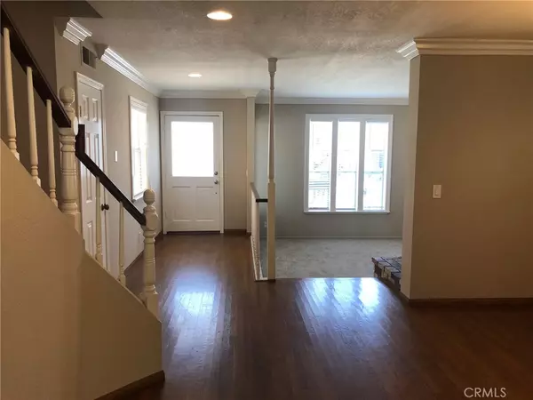 Huntington Beach, CA 92648,313 21st ST
