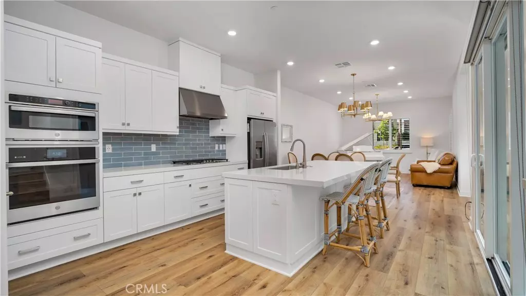 Irvine, CA 92618,106 Culture