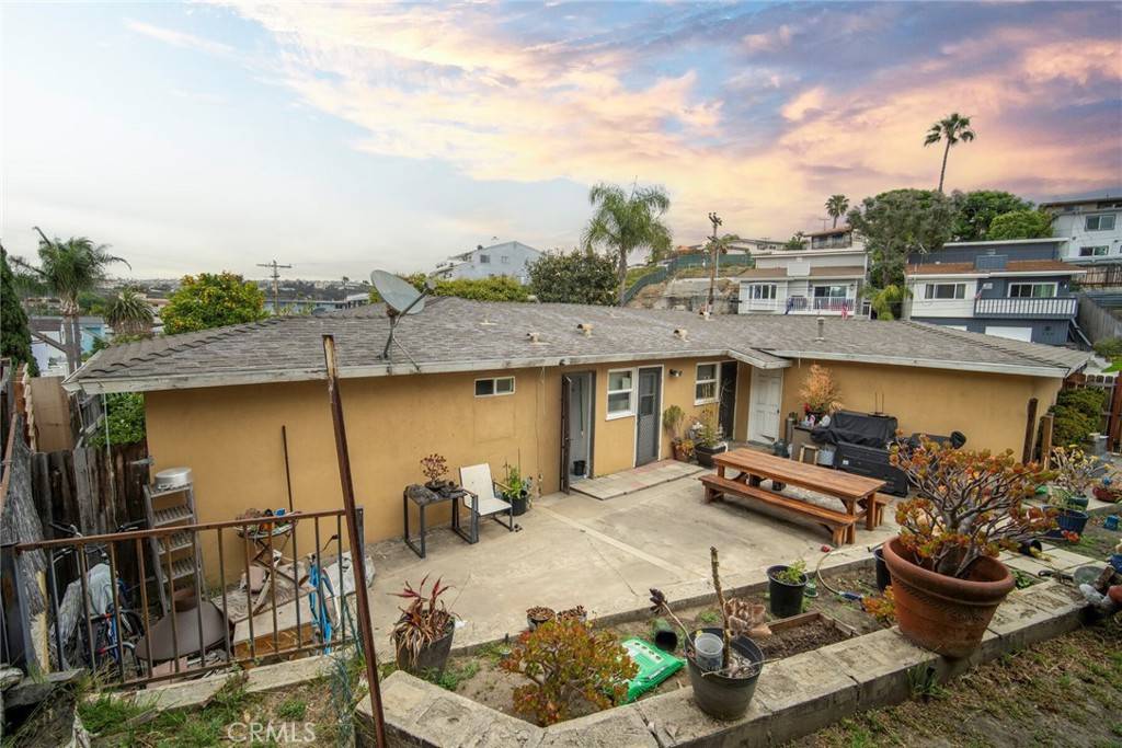 San Clemente, CA 92672,154 Avenida Florencia