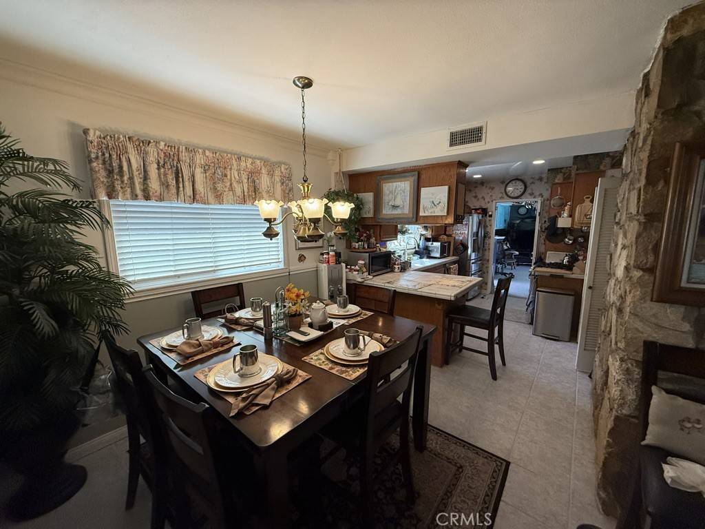 Huntington Beach, CA 92647,6142 Kimberly DR