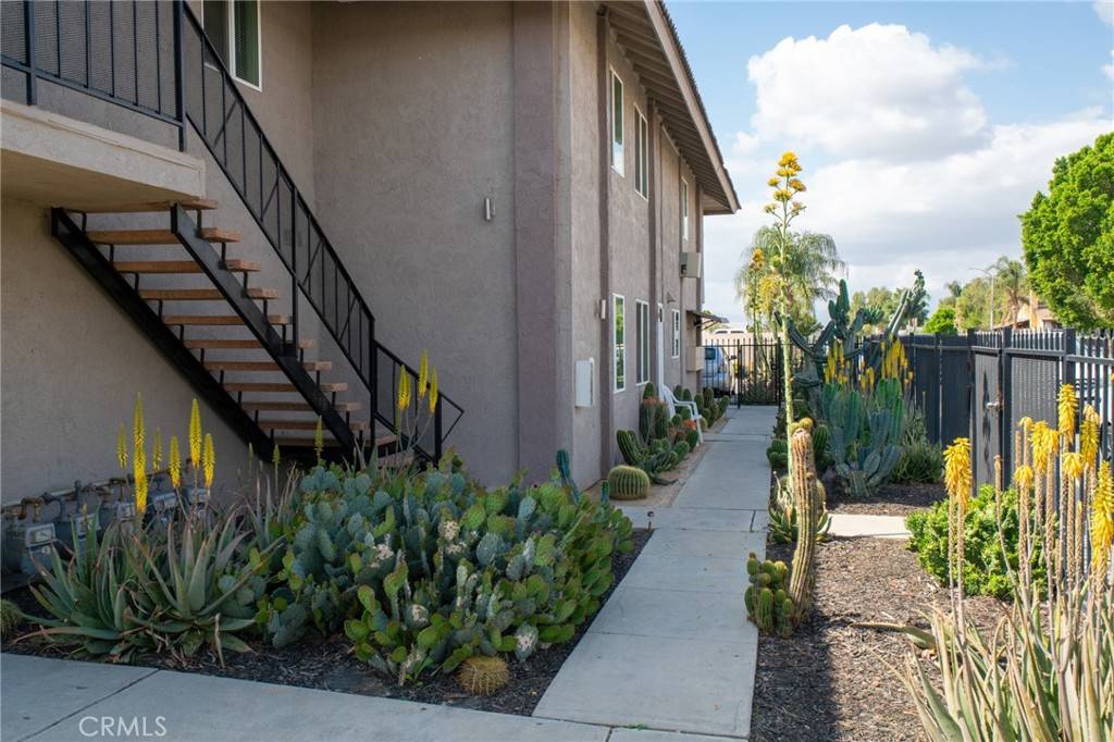 Jurupa Valley, CA 92509,5746 Tilton AVE