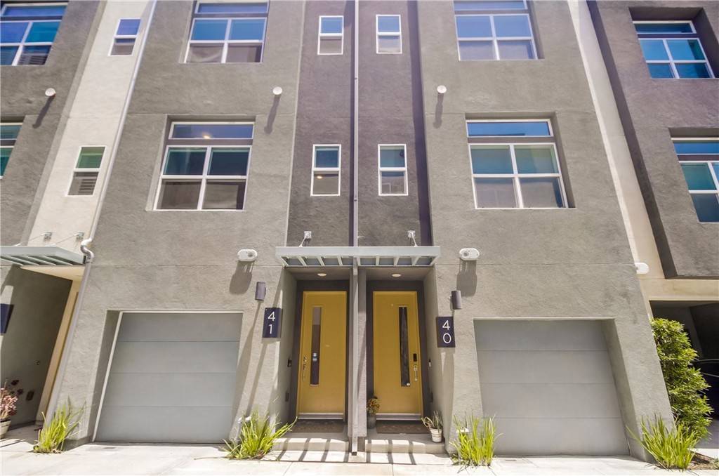San Diego, CA 92108,10402 Harlow Circle #41