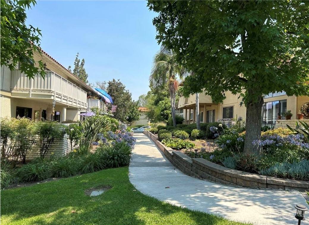 893 Ronda Sevilla #B, Laguna Woods, CA 92637