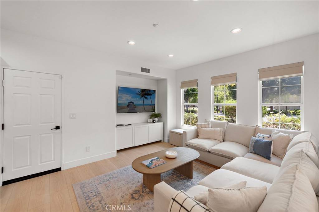 Ladera Ranch, CA 92694,109 Orange Blossom CIR