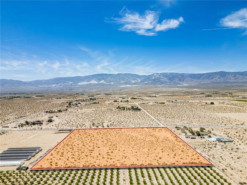 34700 Rabbit Springs RD, Lucerne Valley, CA 92356