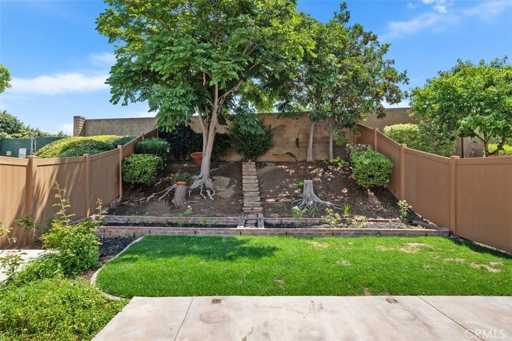 1132 Santiago DR #11, Placentia, CA 92870