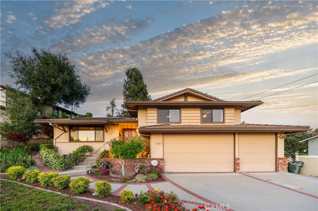 Glendora, CA 91741,202 N Lone Hill AVE