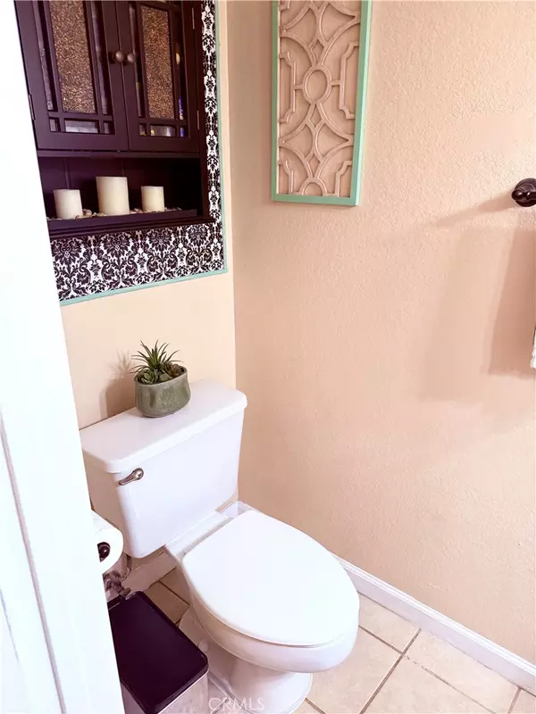 Anaheim, CA 92807,500 N Tustin AVE #106