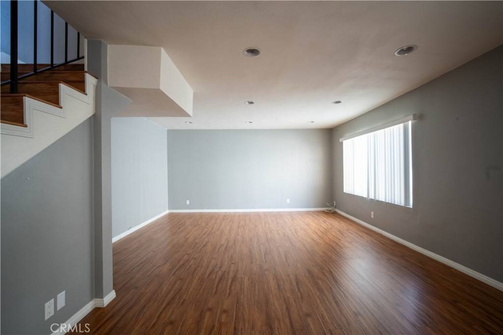 10614 Eastborne AVE #204, Los Angeles, CA 90024