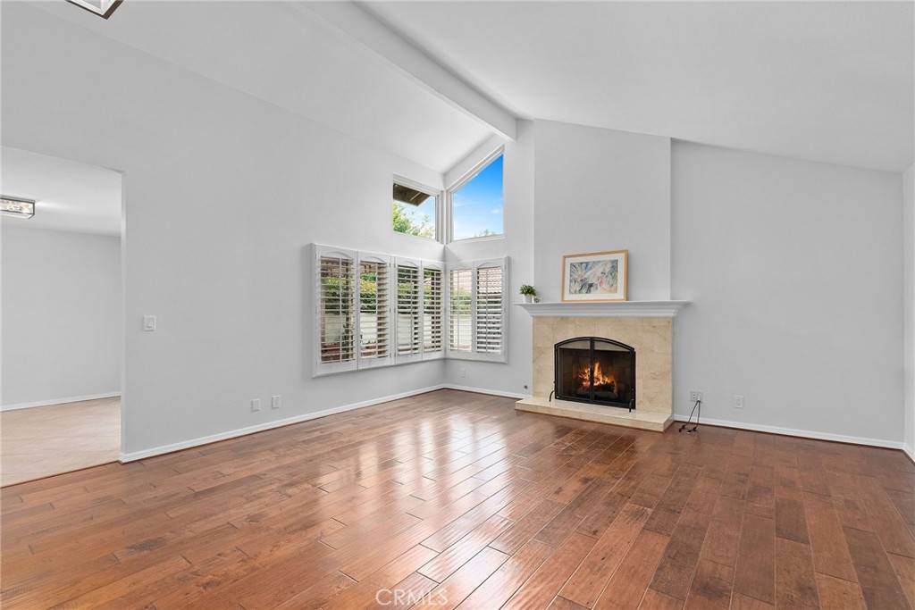Huntington Beach, CA 92646,18301 Gum Tree LN