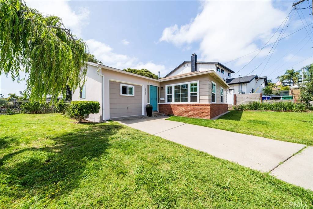 San Diego, CA 92106,3607 Oleander DR