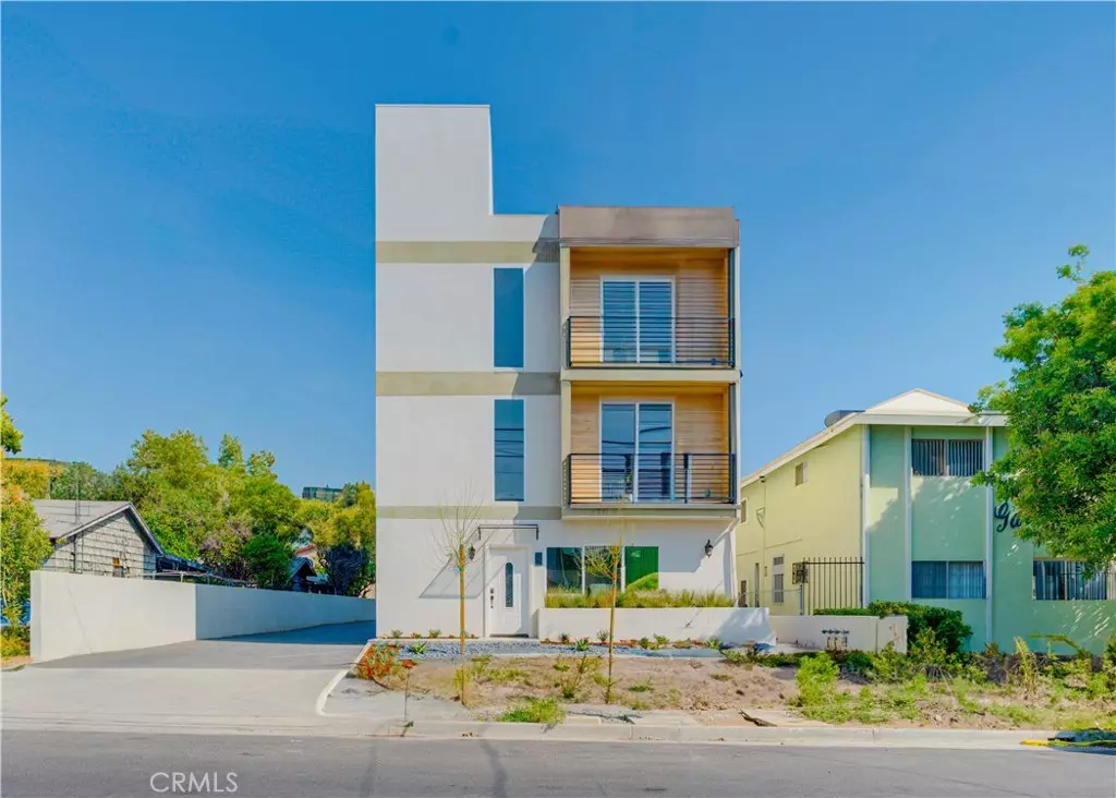 Los Angeles, CA 90042,712 1/2 N Chestnut AVE