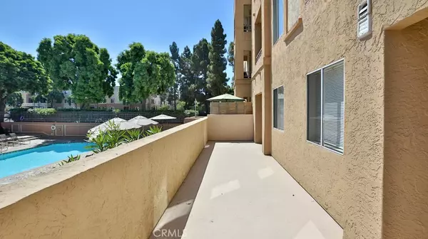 San Diego, CA 92122,8889 Caminito Plaza Centro #7128