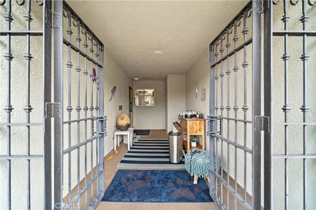 Laguna Woods, CA 92637,5369 Algarrobo #3F