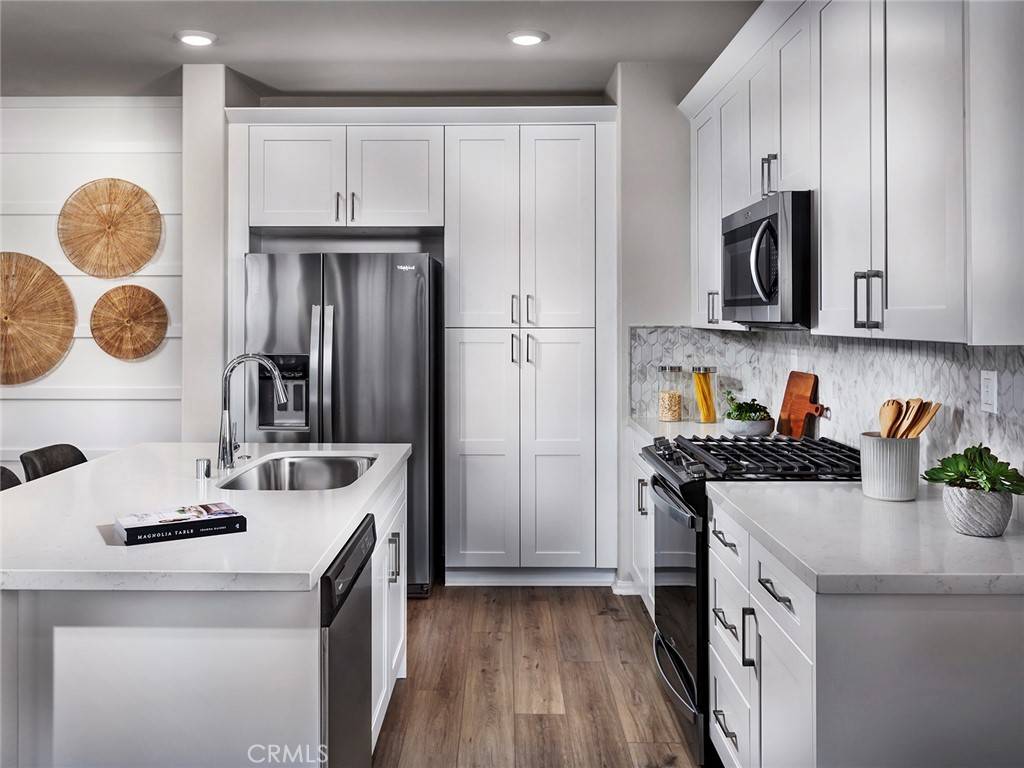San Marcos, CA 92069,2401 Saltbush DR