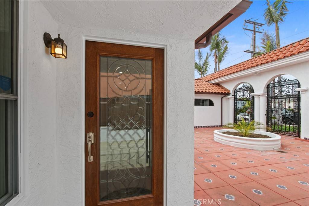 Inglewood, CA 90302,536 Short St
