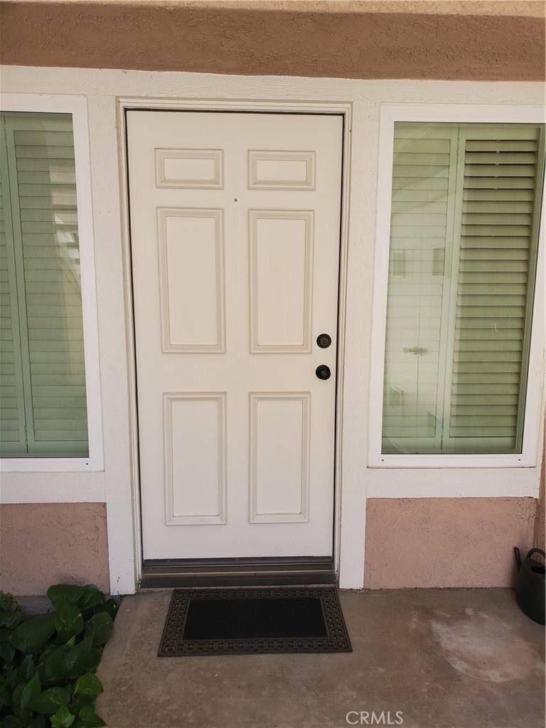Irvine, CA 92614,12 Woodleaf