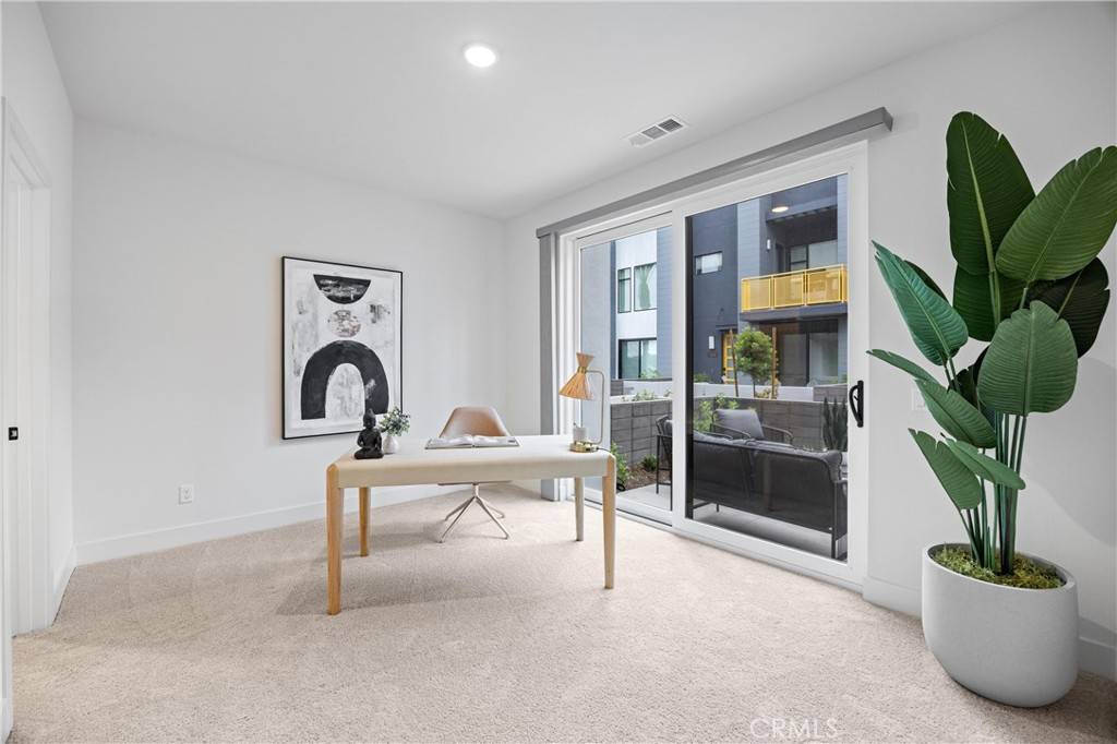 Tustin, CA 92782,2132 Skylar PL