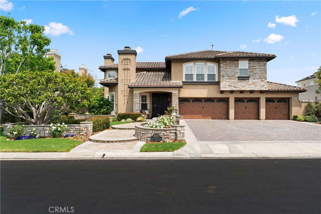 18912 Rockinghorse LN, Huntington Beach, CA 92648