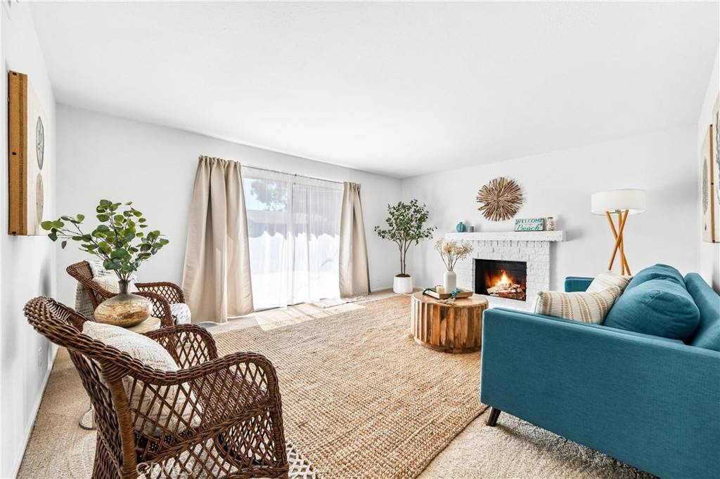 Huntington Beach, CA 92649,16271 Fairway LN