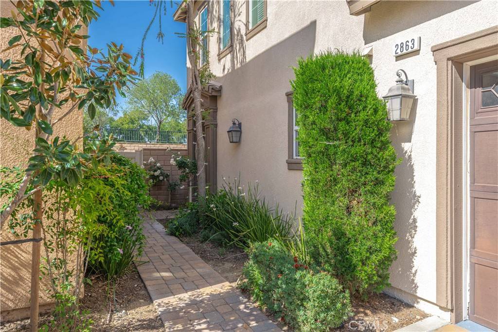 Ontario, CA 91764,2863 E Via Terrano