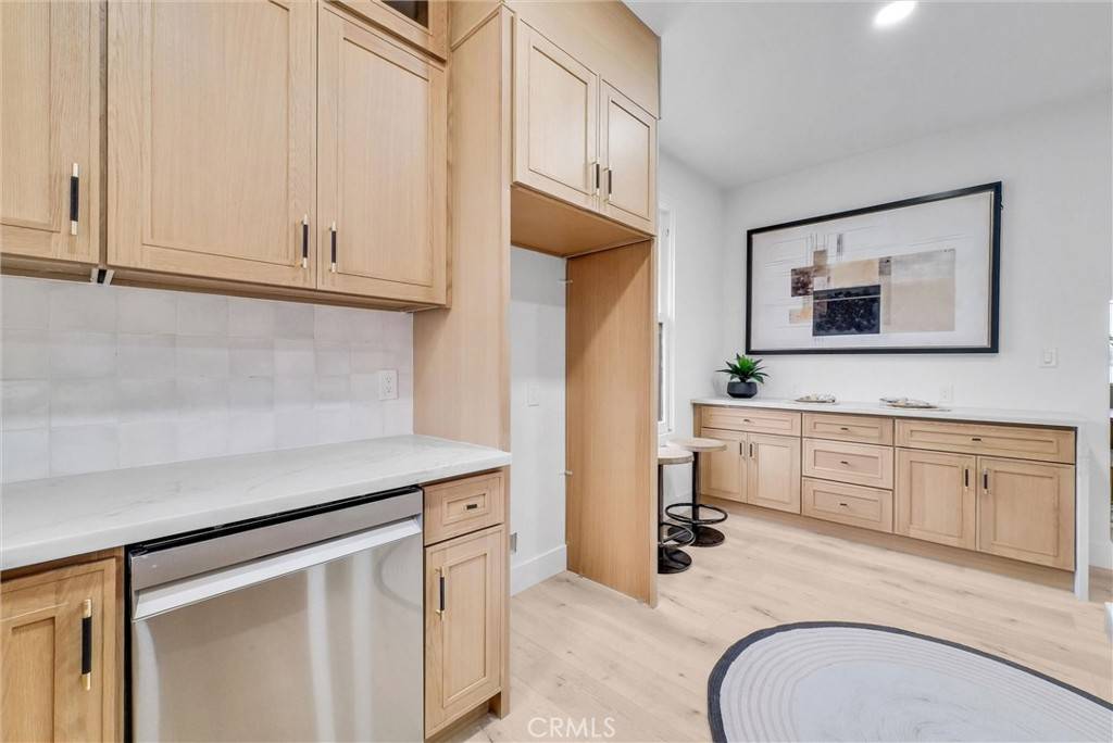 Upland, CA 91786,239 N San Antonio AVE