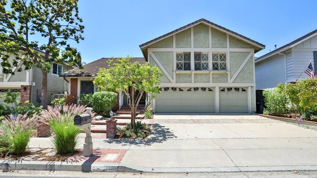Lake Forest, CA 92630,20931 Avenida Amapola