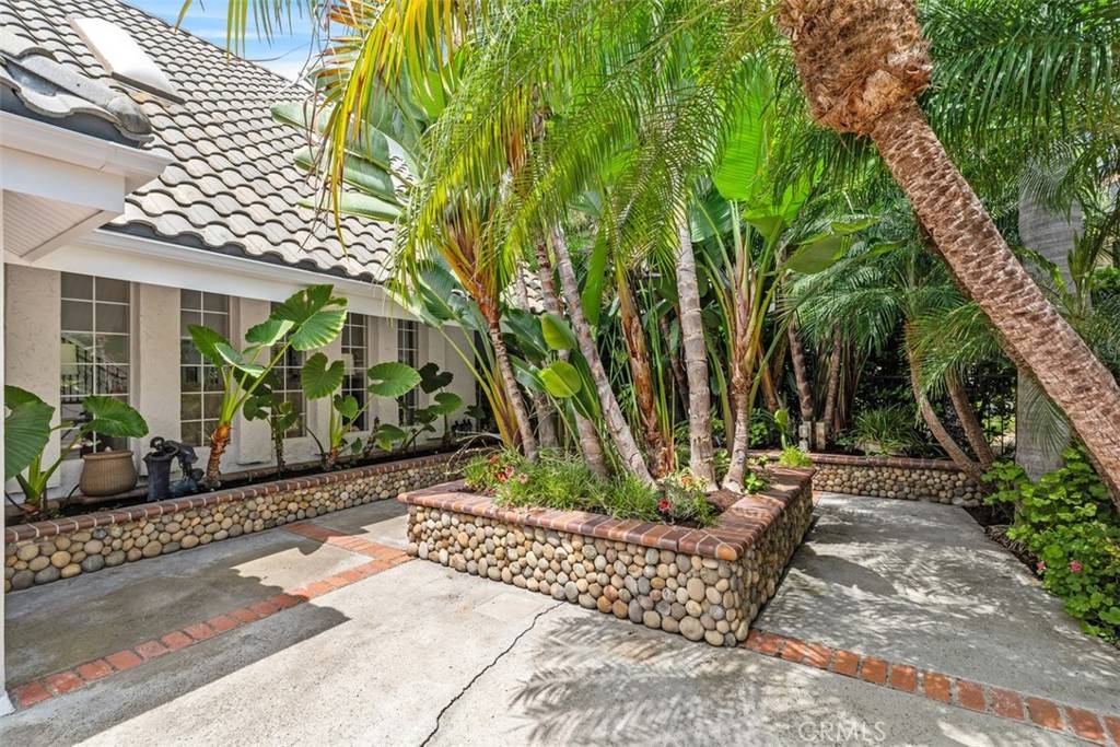 Laguna Hills, CA 92653,24942 Grissom RD