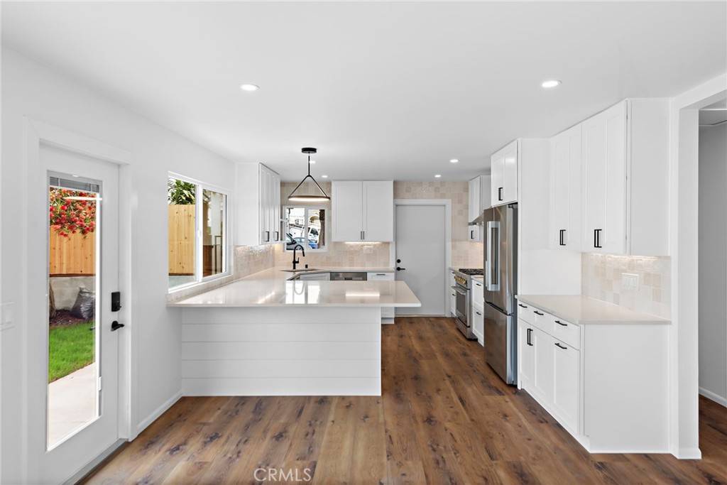 San Clemente, CA 92672,121 Avenida Santa Margarita