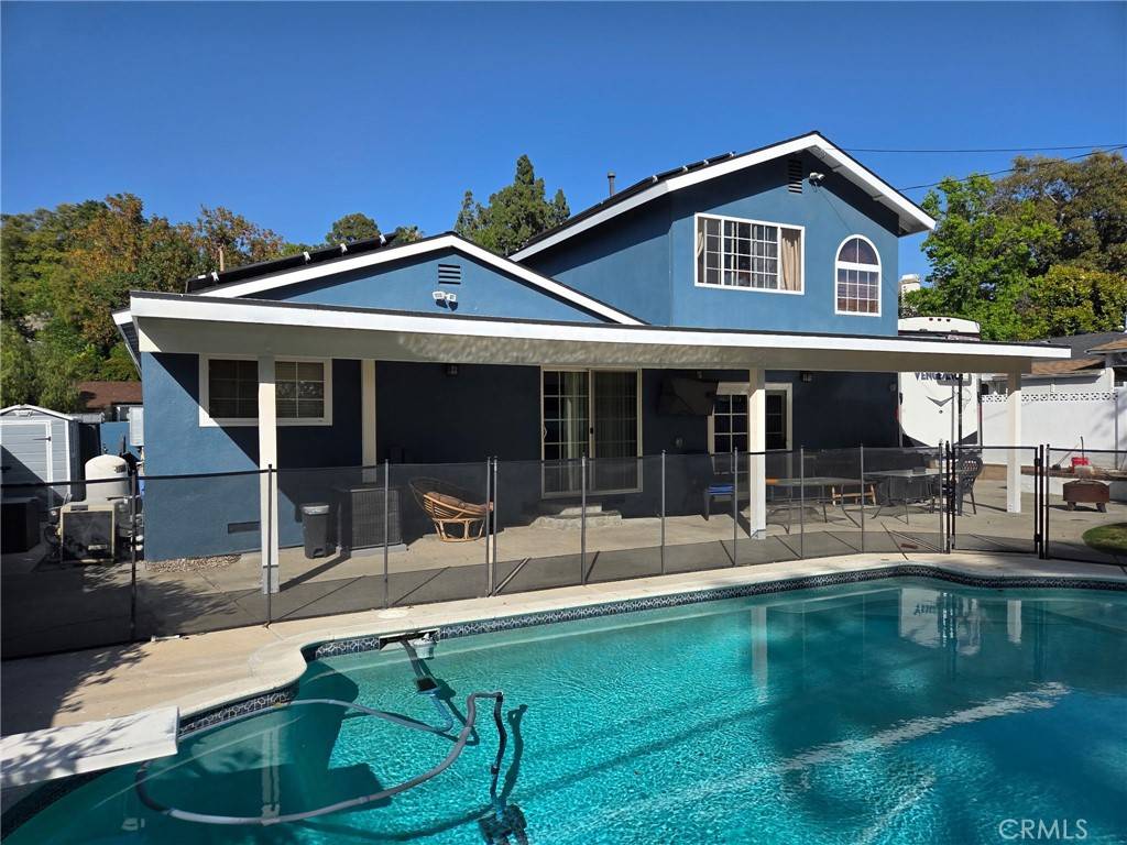 Orange, CA 92869,464 S James ST
