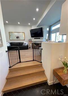 Huntington Beach, CA 92648,19315 Brooktrail LN
