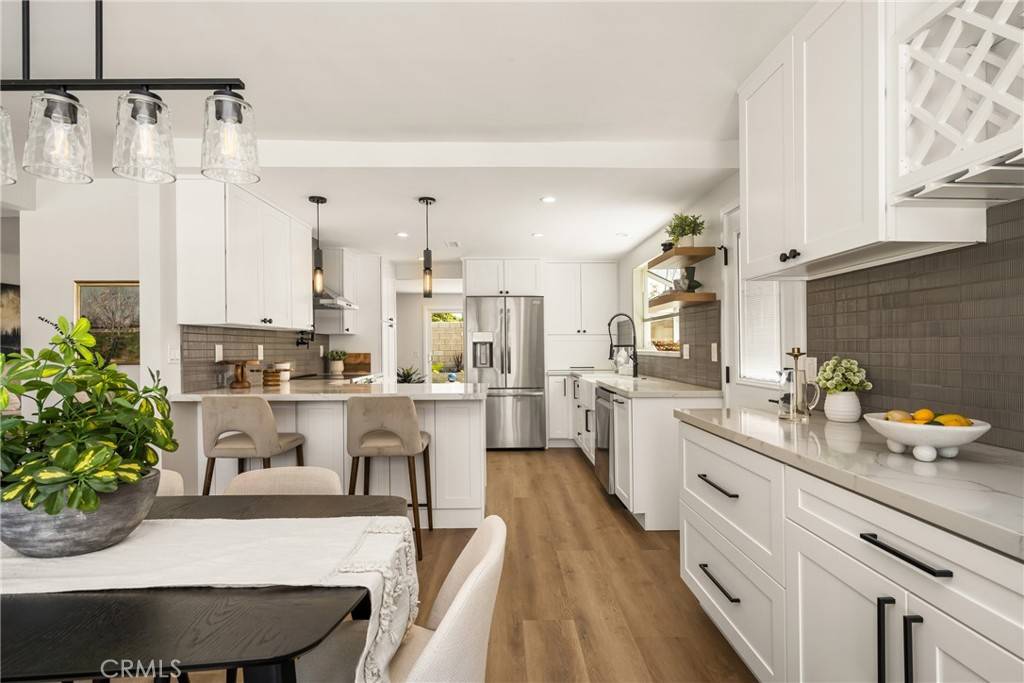 Huntington Beach, CA 92646,9802 Effingham  Drive