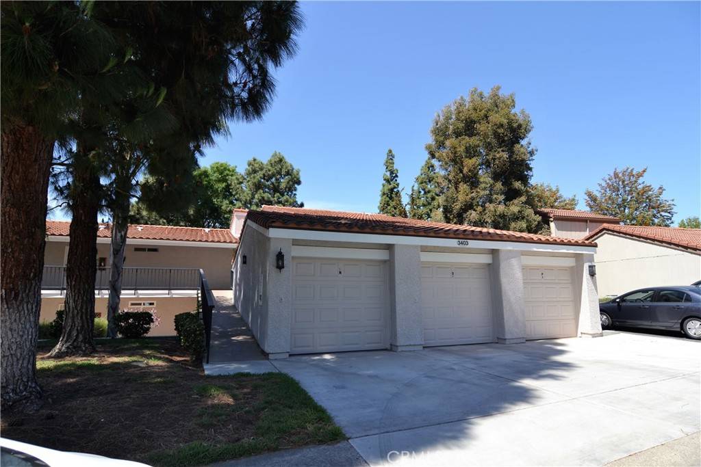 Laguna Woods, CA 92637,3403 Calle Azul #O