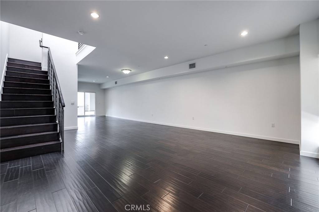 Marina Del Rey, CA 90292,3119 Via Dolce #114