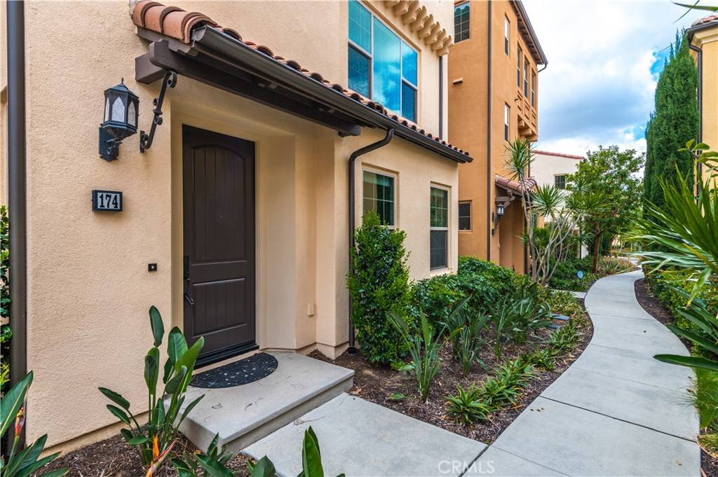 174 Milky WAY, Irvine, CA 92618