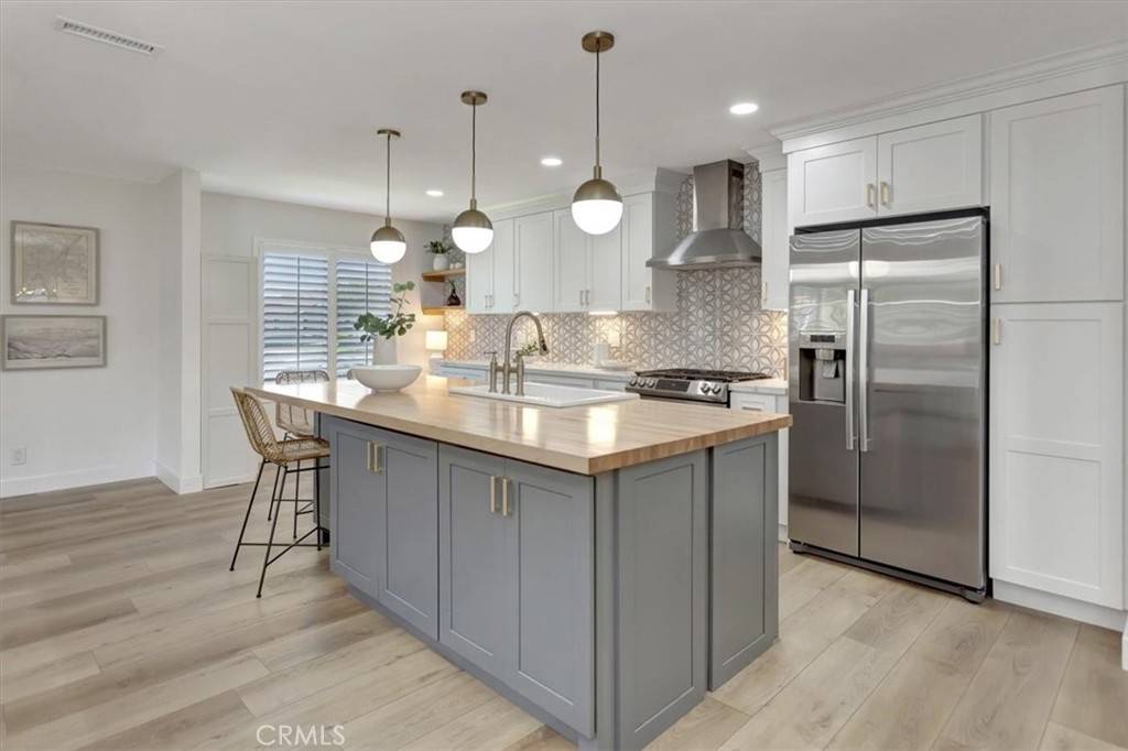 Mission Viejo, CA 92692,27865 Espinoza