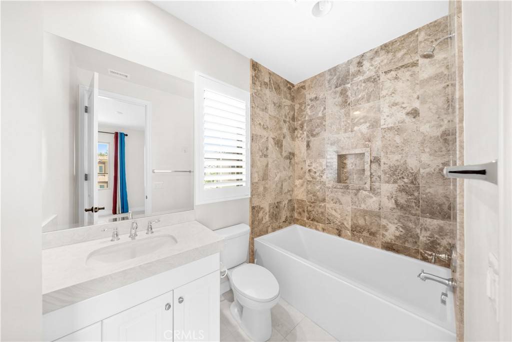Irvine, CA 92602,49 Shadybend