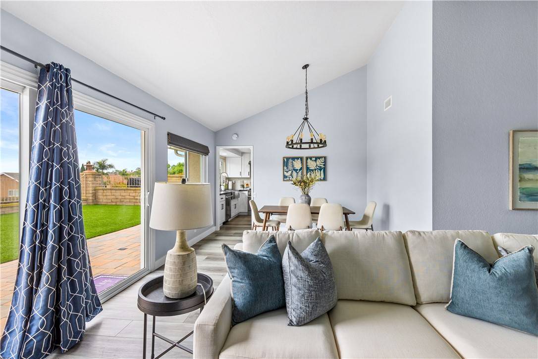Mission Viejo, CA 92691,22476 Almaden