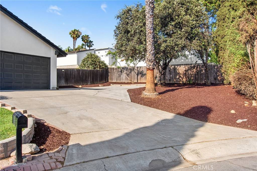 Yorba Linda, CA 92886,18165 Sharon CIR