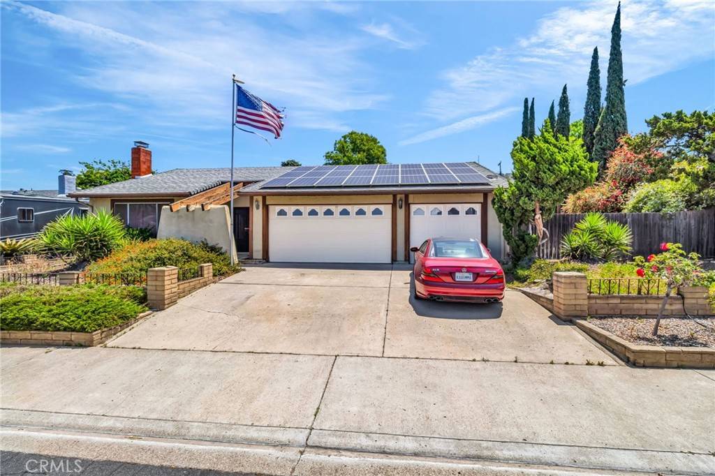 1035 Ellen LN, El Cajon, CA 92019