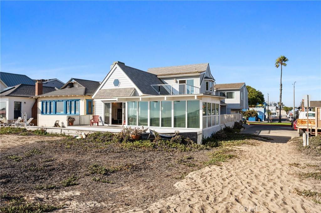 Sunset Beach, CA 90742,16685 S Pacific AVE