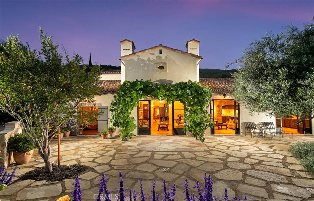 San Juan Capistrano, CA 92675,28422 Avenida Placida