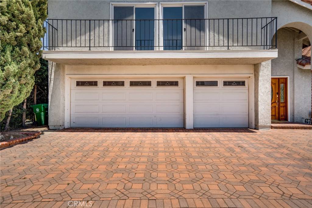 Westminster, CA 92683,5461 Saint Mary's Cir